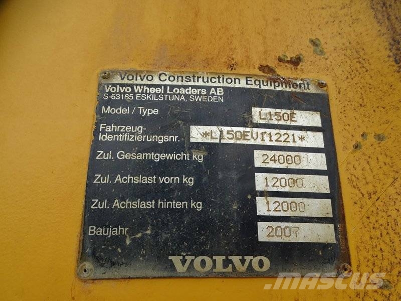 Volvo L 150 E Фронтальні навантажувачі