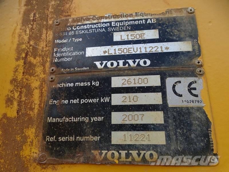 Volvo L 150 E Фронтальні навантажувачі