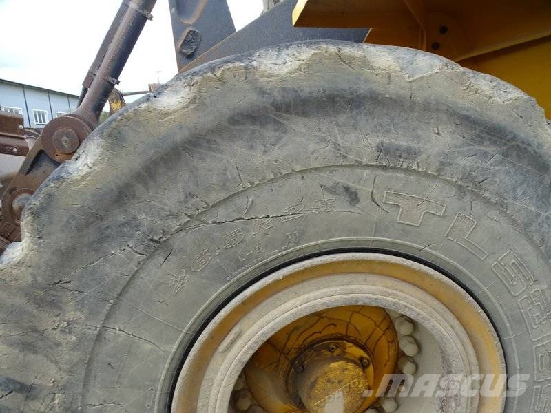 Volvo L 150 E Фронтальні навантажувачі
