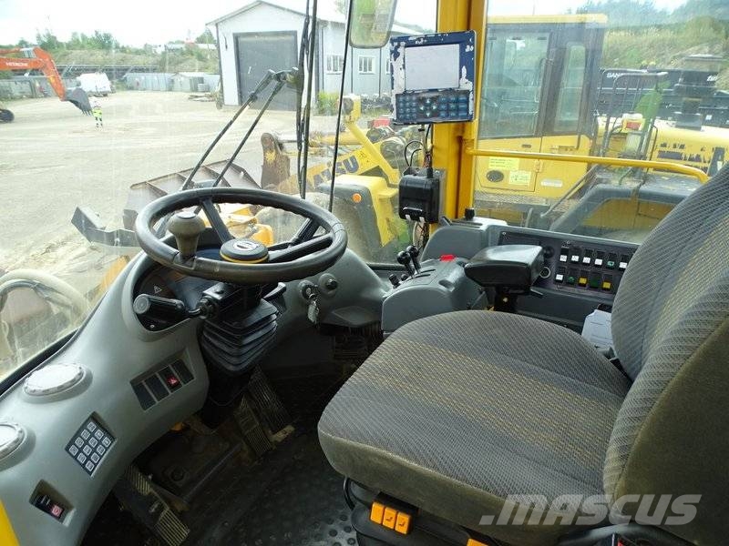 Volvo L 150 E Фронтальні навантажувачі
