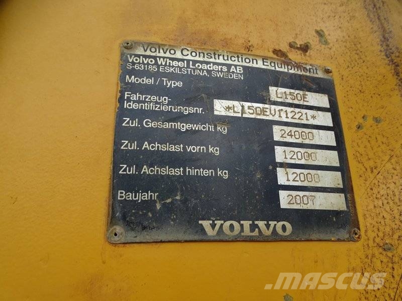 Volvo L 150 E Фронтальні навантажувачі
