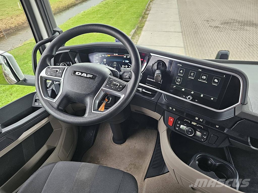 DAF XG 530 FT Intarder Full-Air Full-Spoilers Alcoa FR Sattelzugmaschinen