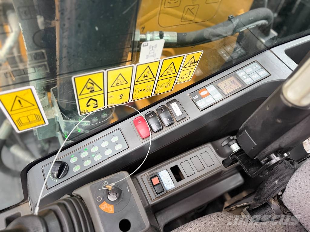 CAT M318F Pyöräkaivukoneet