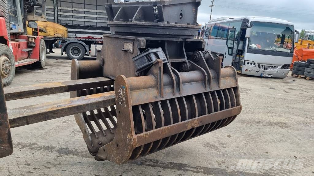 CAT HYDRAULIC ROTATING SELECTOR GRAB Cucharones