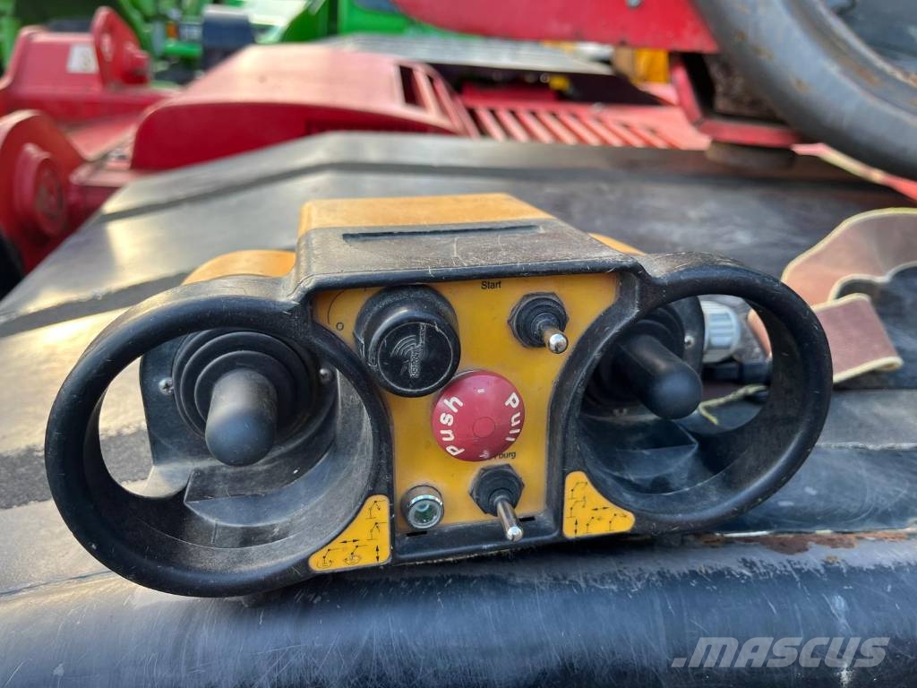 Manitou MRT 2540 PRIVILEGE     REMOTE CONTROL!! Verreikers