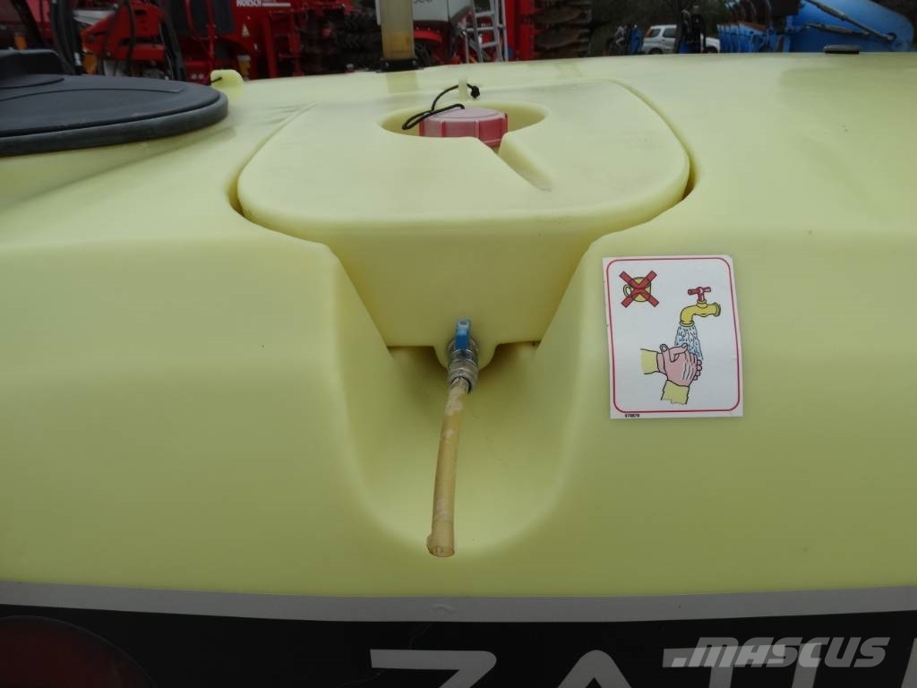 Hardi Zaturn Plus 2000 Прицепные опрыскиватели