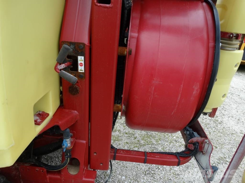 Hardi Zaturn Plus 2000 Прицепные опрыскиватели