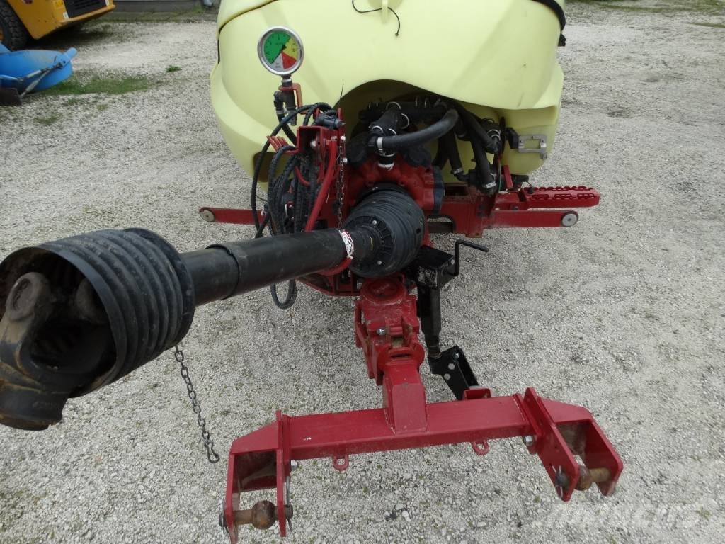 Hardi Zaturn Plus 2000 Прицепные опрыскиватели
