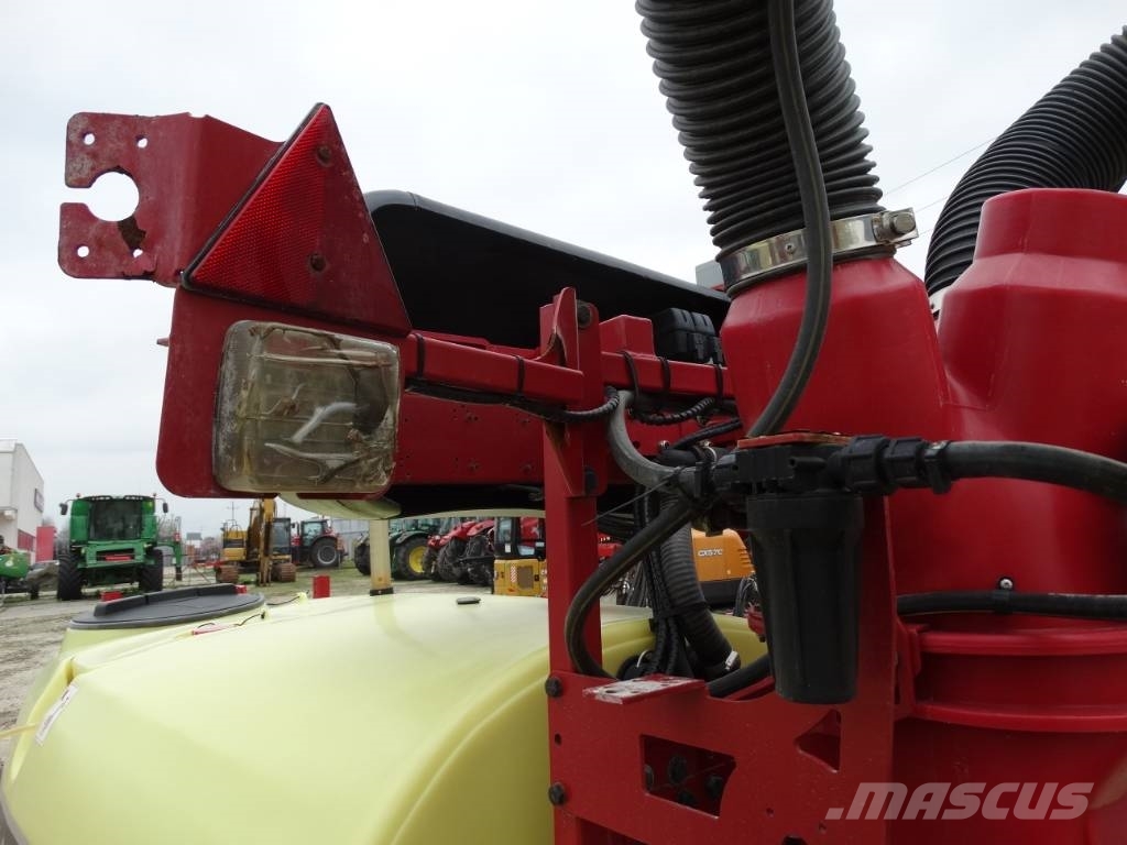 Hardi Zaturn Plus 2000 Прицепные опрыскиватели