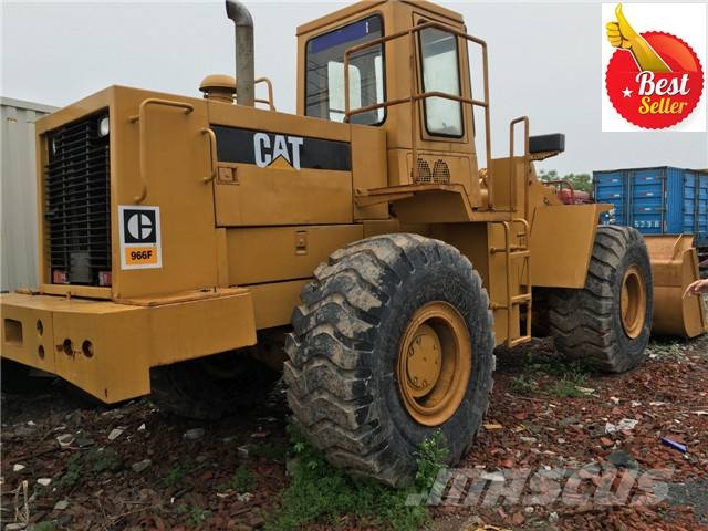 CAT 966 F Iekrāvēji uz riteņiem
