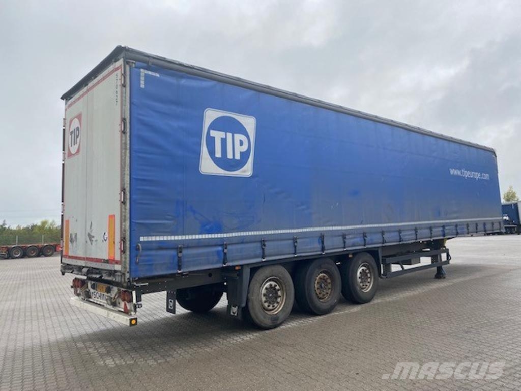 Schmitz Cargobull Trailer Curtainsider Lifting + Sliding Roof Straig نصف مقطورات بباب جانبي
