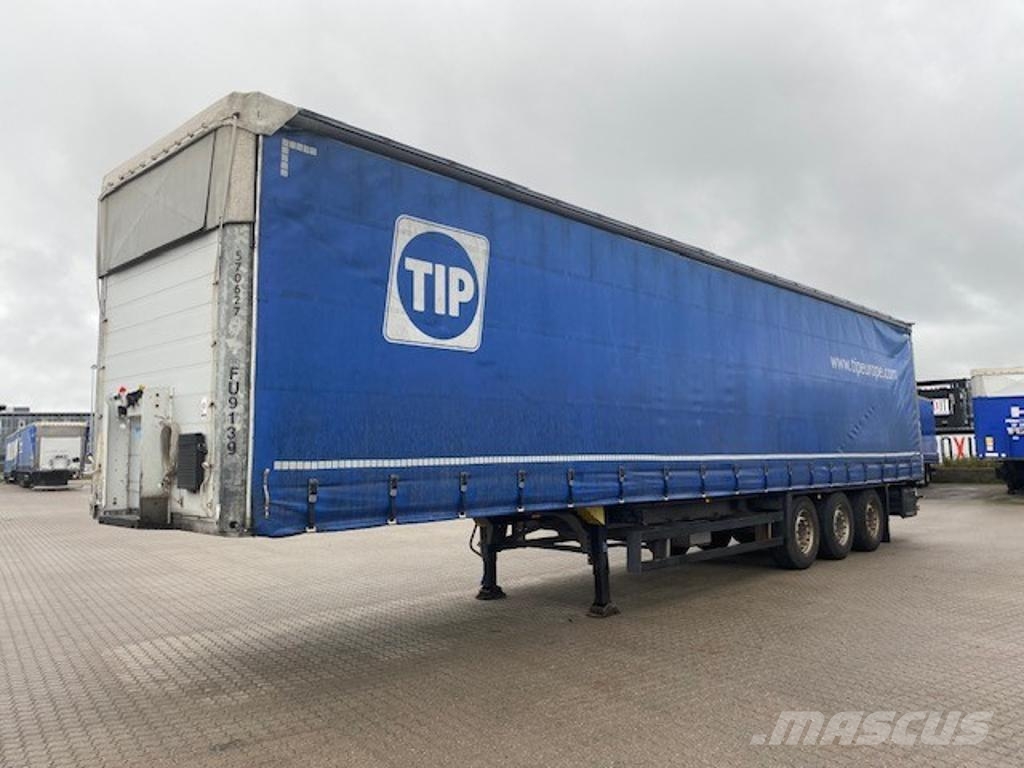 Schmitz Cargobull Trailer Curtainsider Lifting + Sliding Roof Straig نصف مقطورات بباب جانبي