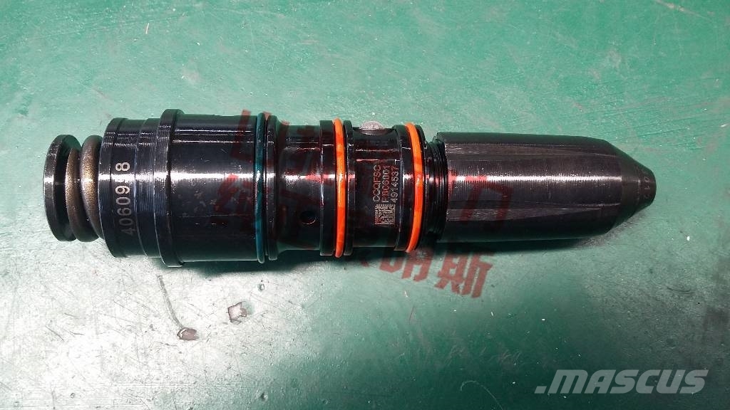 Cummins NT855 injector 4914537 Moteur