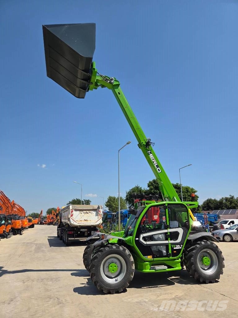 Merlo TF 35.7-140 Cargadoras de ruedas telescópicas