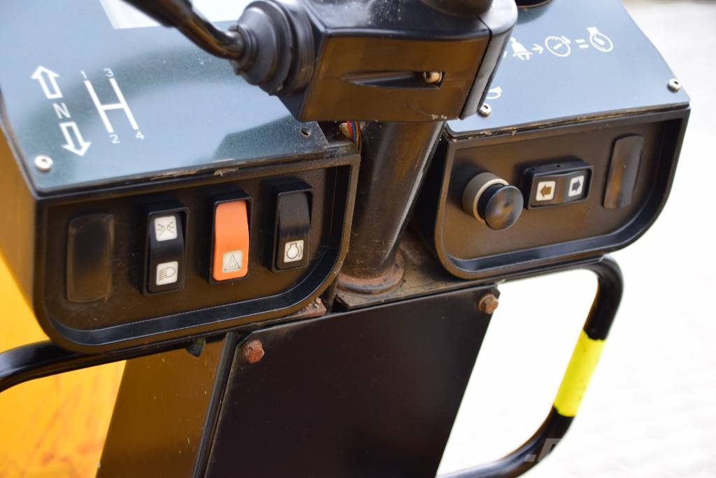 Mecalac TA6s Terex TA6s JCB 6 ton swivel dumper عربات نقل قلابة للمواقع