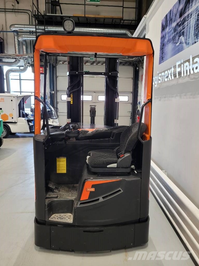 Rocla HSF 14 Reachtruck voor hoog niveau
