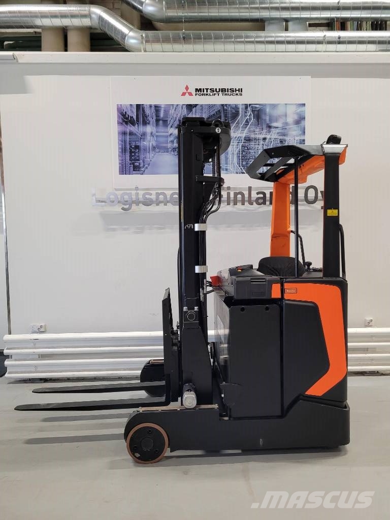 Rocla HSF 14 Reachtruck voor hoog niveau
