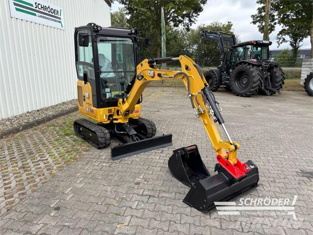 CAT 301.6 Wielgraafmachines