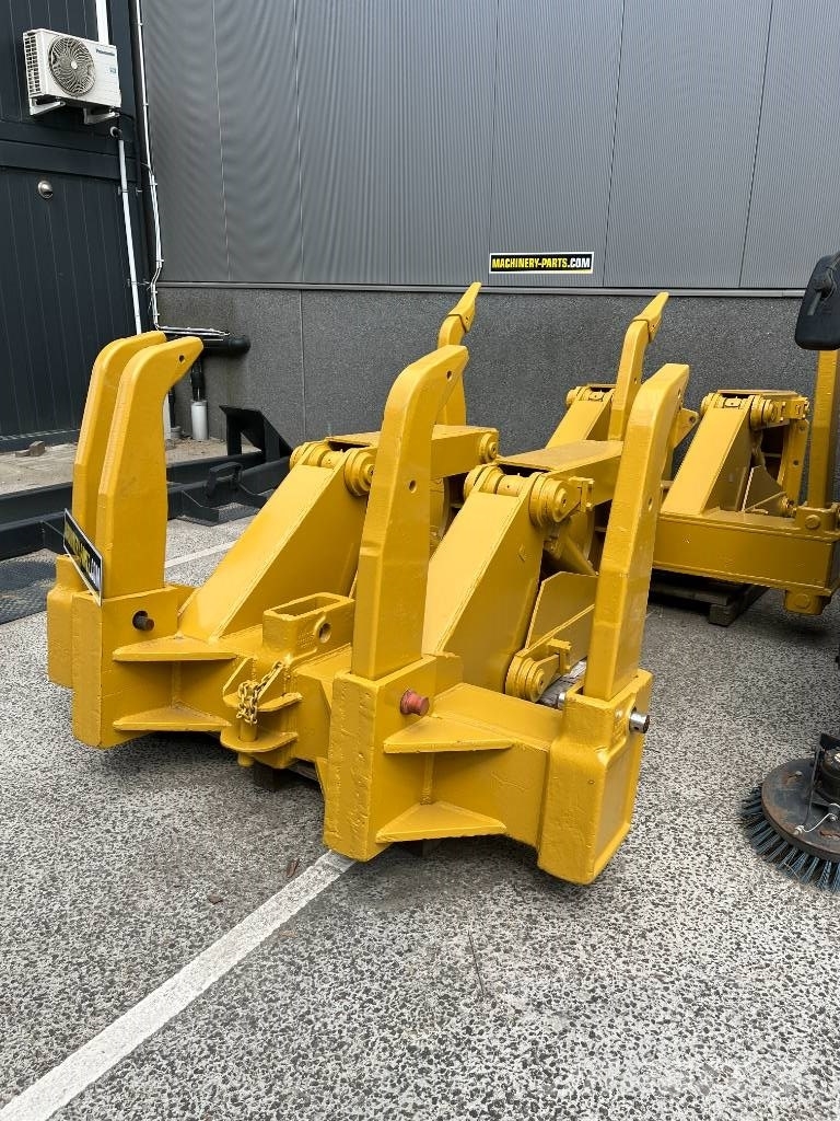 CAT CAT ripper fits D7F D7G, 4/5 multi shank Wegopbrekers