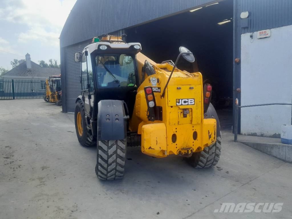 JCB 560-80 معدات مناولة لأغراض الزراعة
