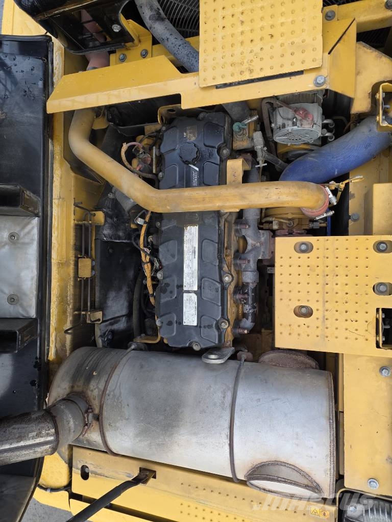 CAT 336 D Beltegraver