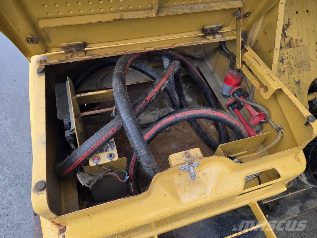 CAT 336 D Beltegraver