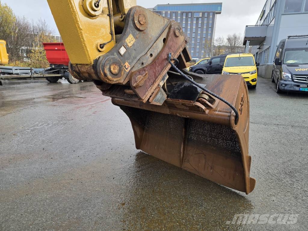 CAT 336 D Beltegraver