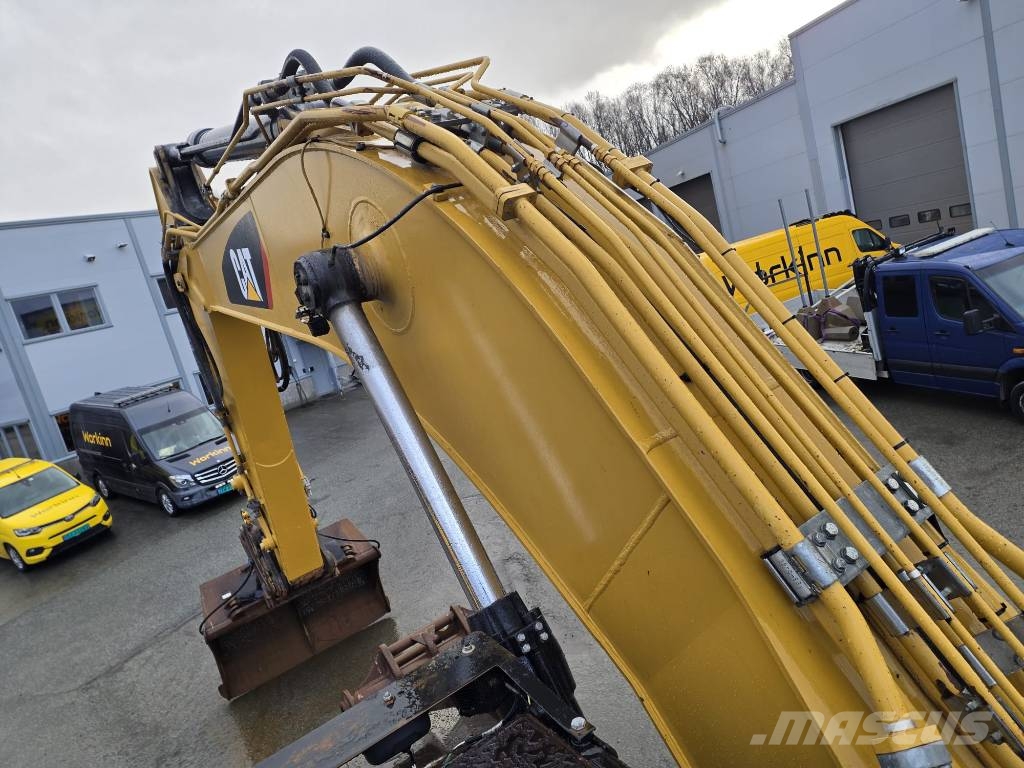CAT 336 D Beltegraver