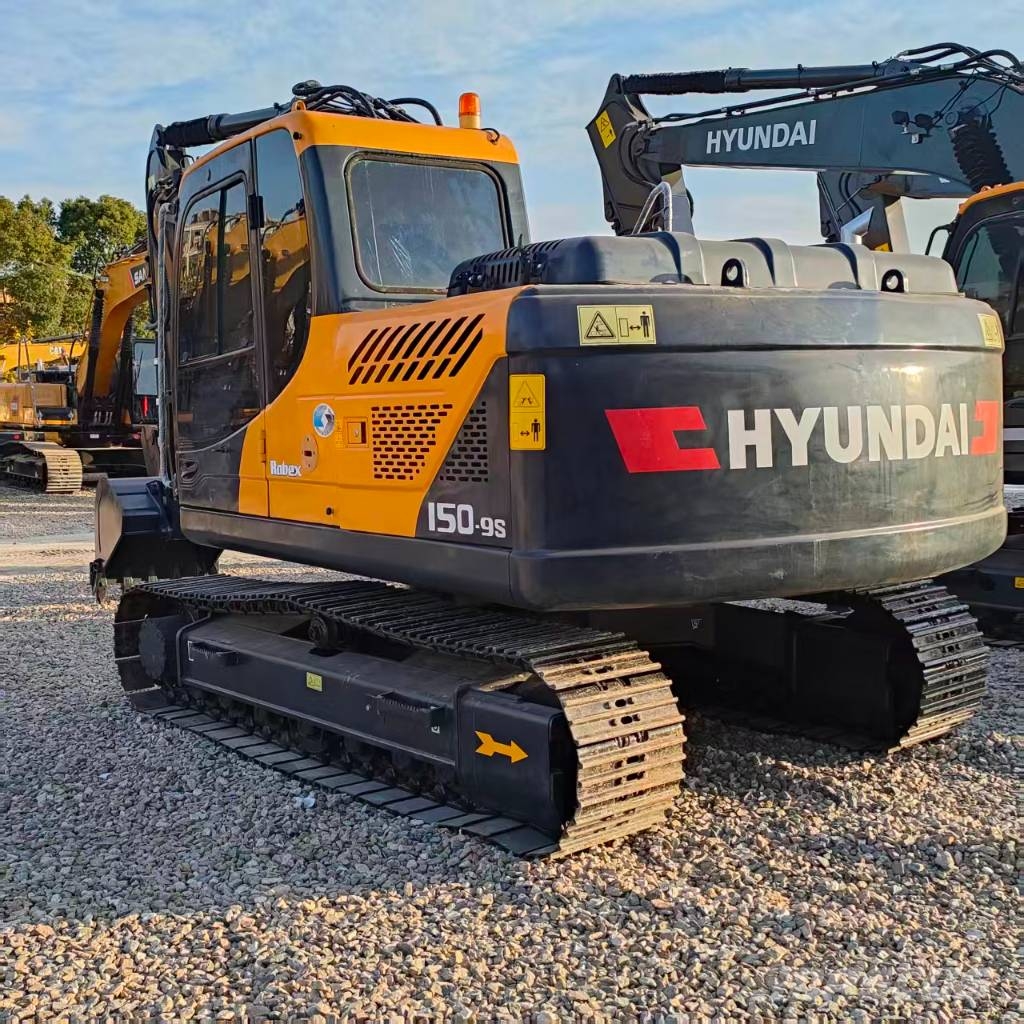 Hyundai R150-9S Midi bageri 7t – 12t