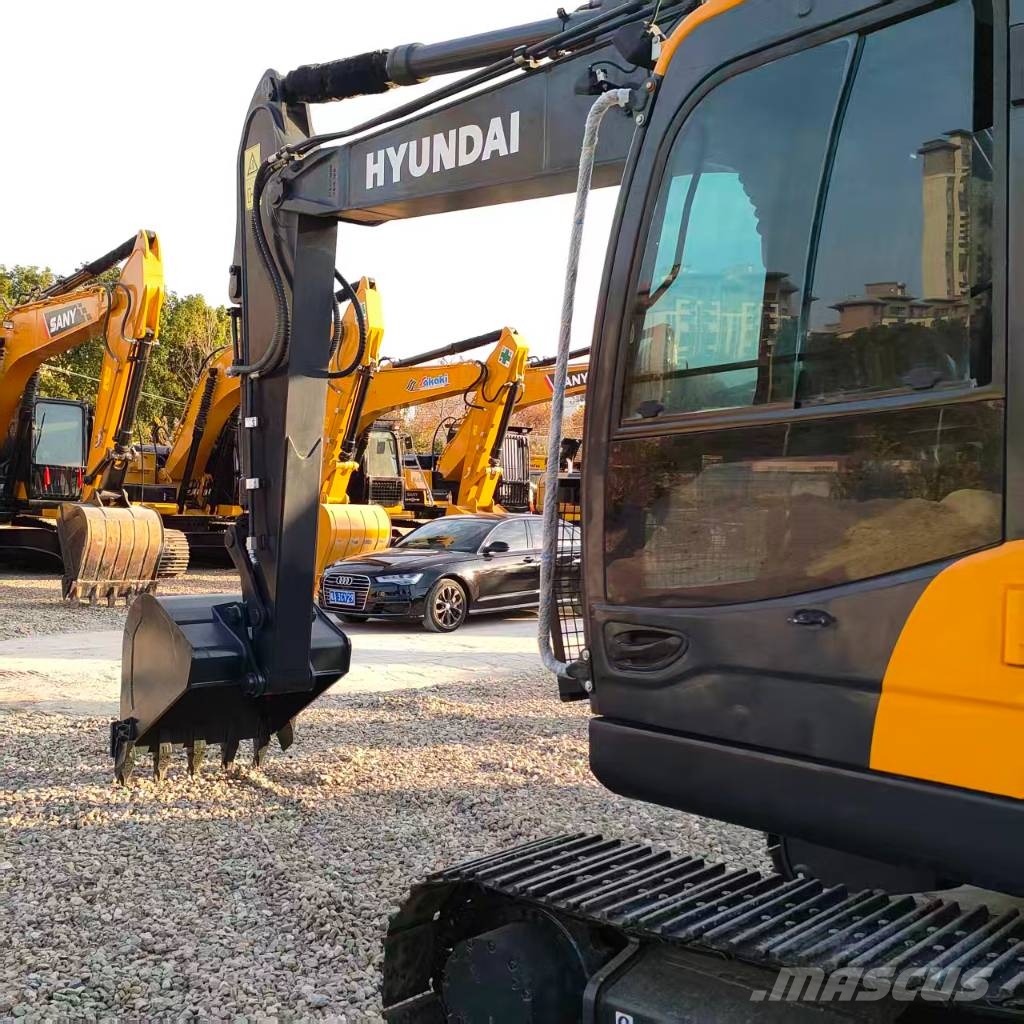 Hyundai R150-9S Midi bageri 7t – 12t