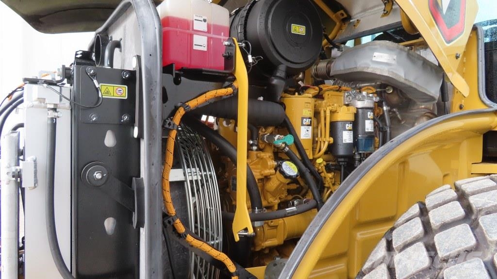 CAT CS12 Single drum rollers