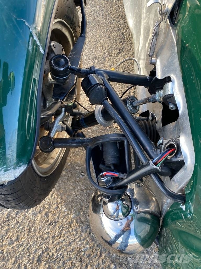 CATERHAM SEVEN 170 0.7- Turbo 84Ps endommagée Carros