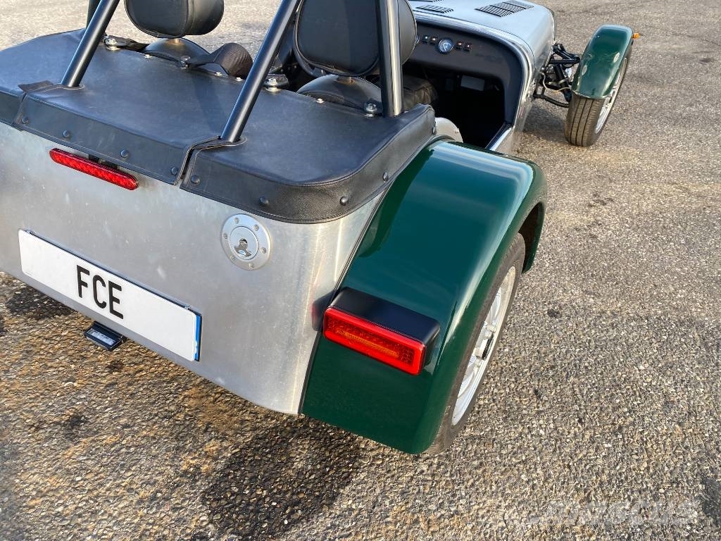 CATERHAM SEVEN 170 0.7- Turbo 84Ps endommagée Carros