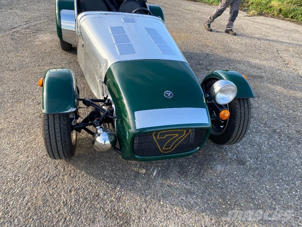 CATERHAM SEVEN 170 0.7- Turbo 84Ps endommagée Carros