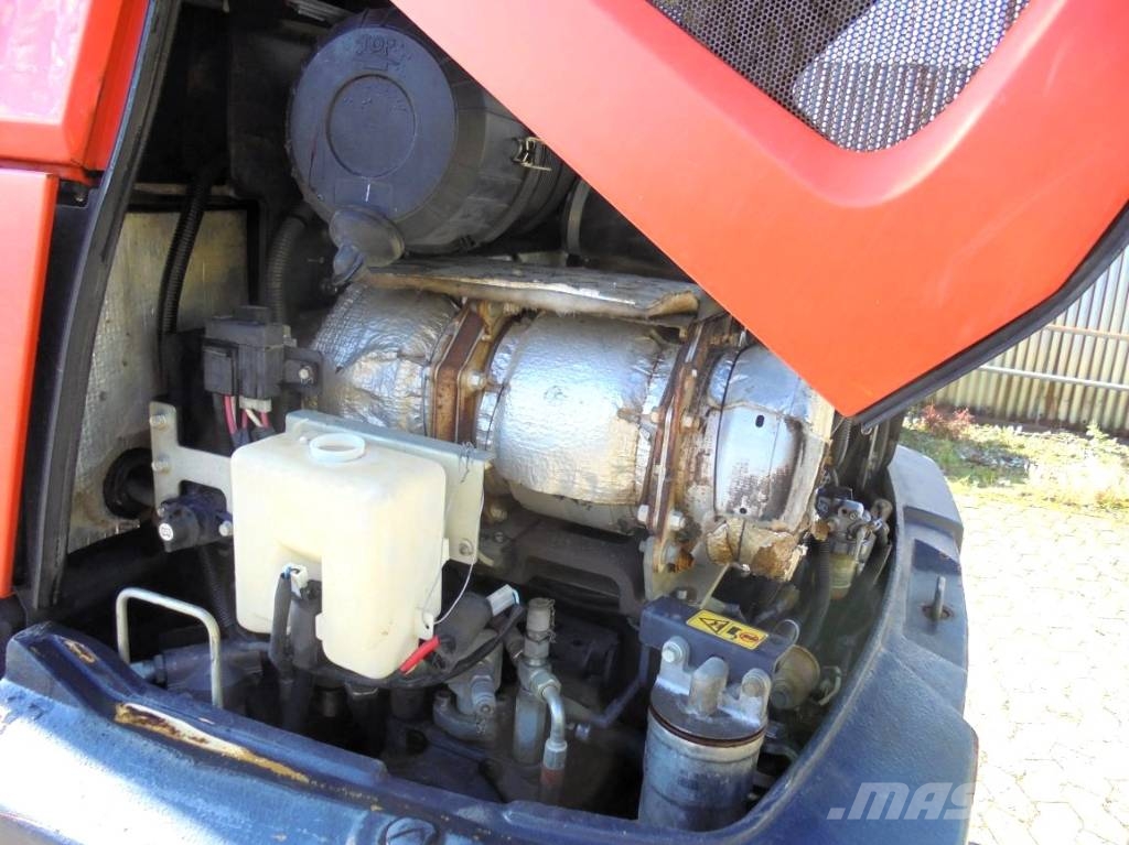 Kubota R 085 Iekrāvēji uz riteņiem