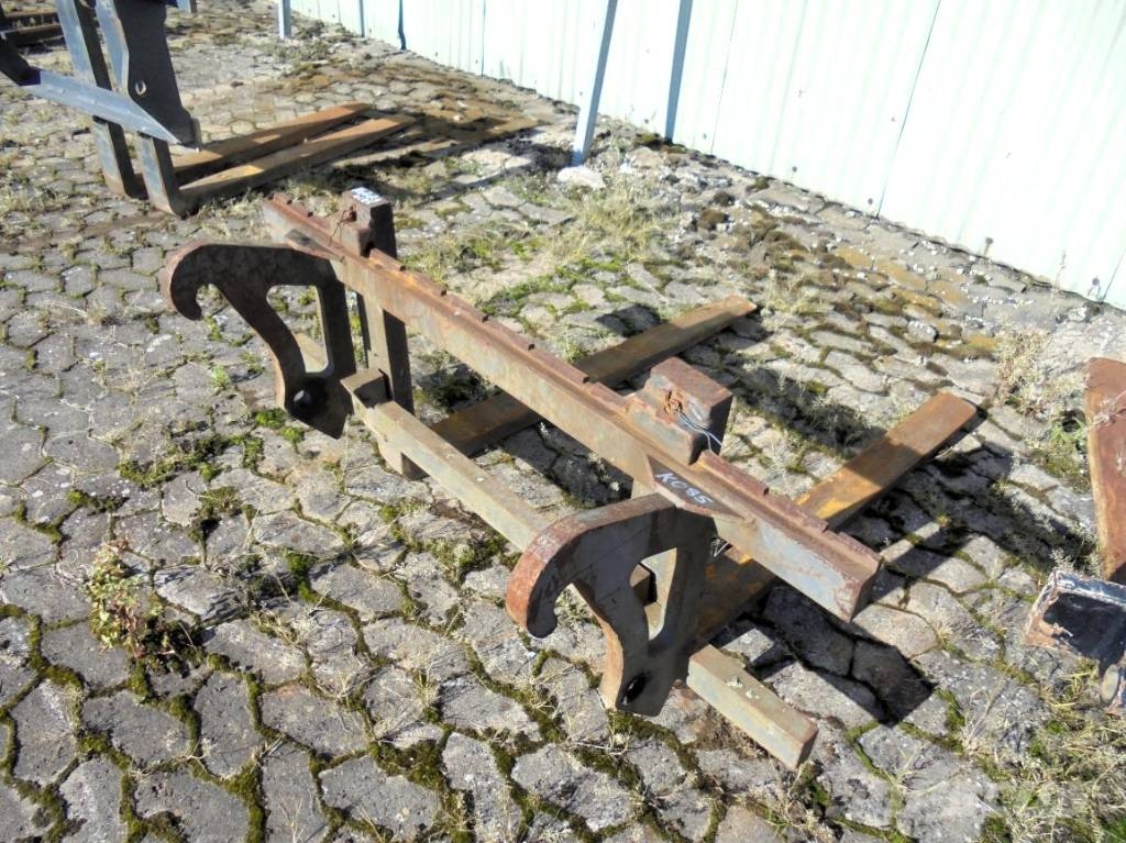 Kubota R 085 Iekrāvēji uz riteņiem