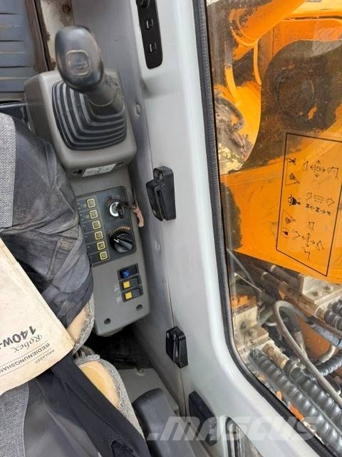 Hyundai Robex 140 W-7 Pyöräkaivukoneet
