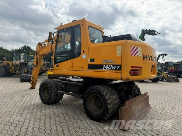 Hyundai Robex 140 W-7 Pyöräkaivukoneet