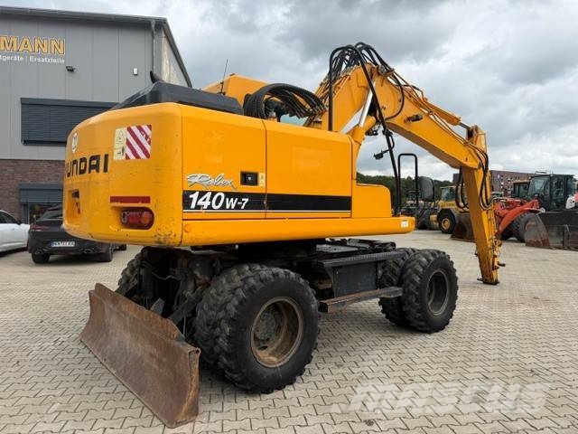 Hyundai Robex 140 W-7 Pyöräkaivukoneet