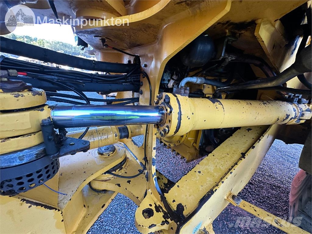Volvo L220F Kolesni nakladalci