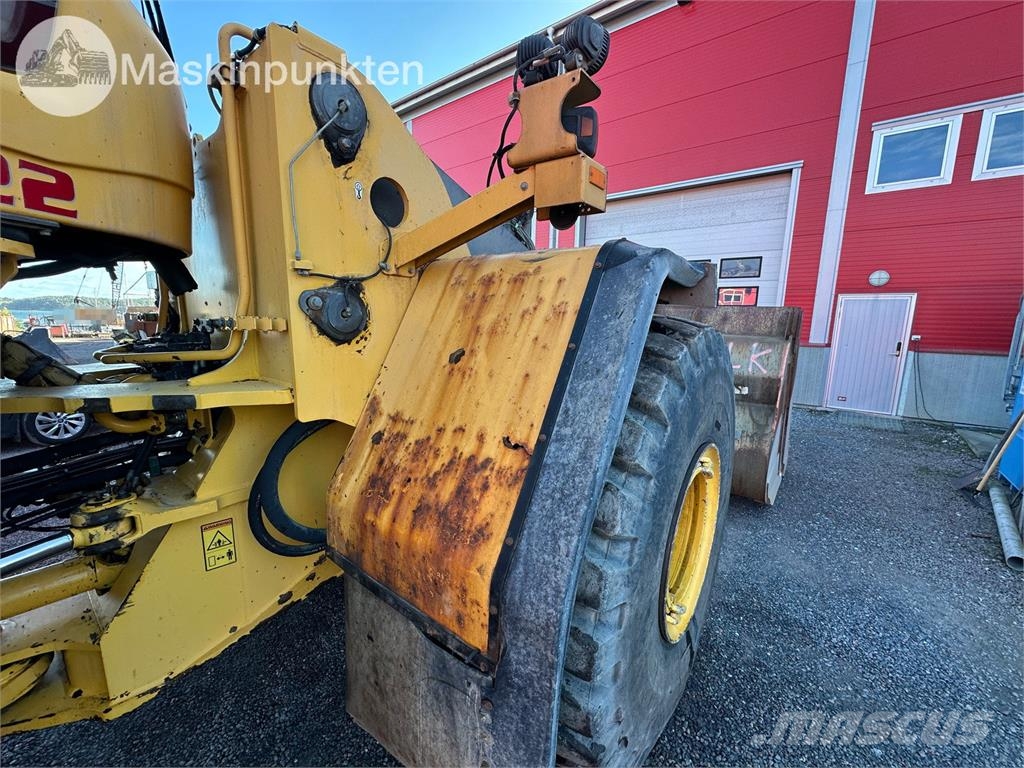 Volvo L220F Kolesni nakladalci