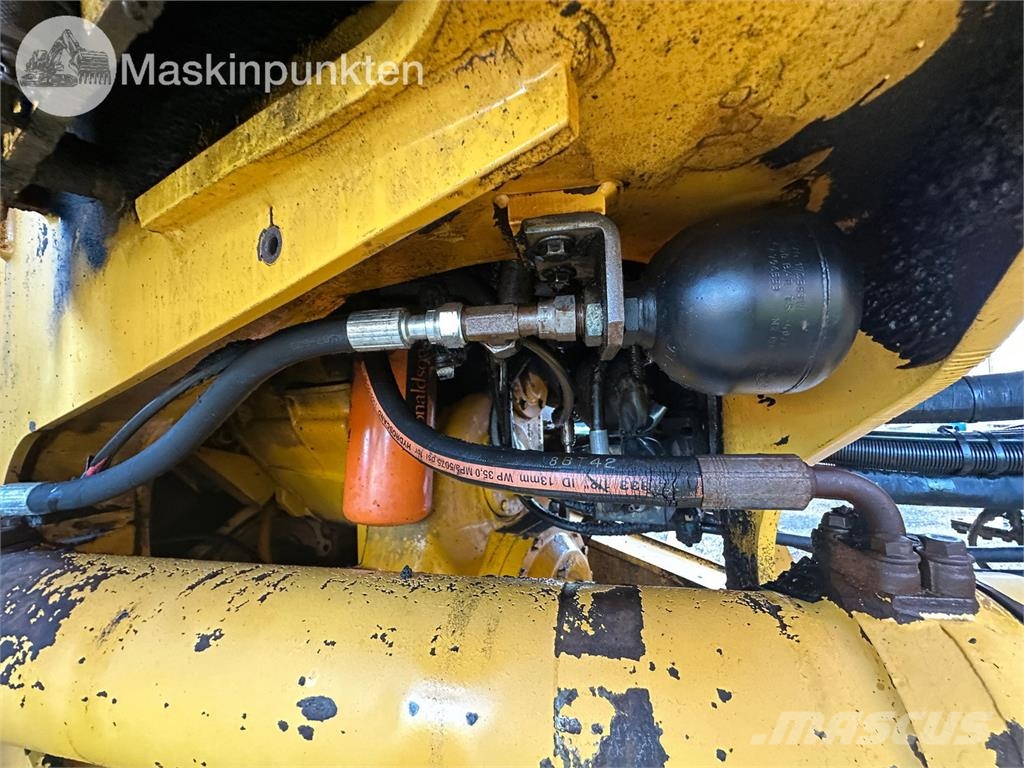 Volvo L220F Kolesni nakladalci