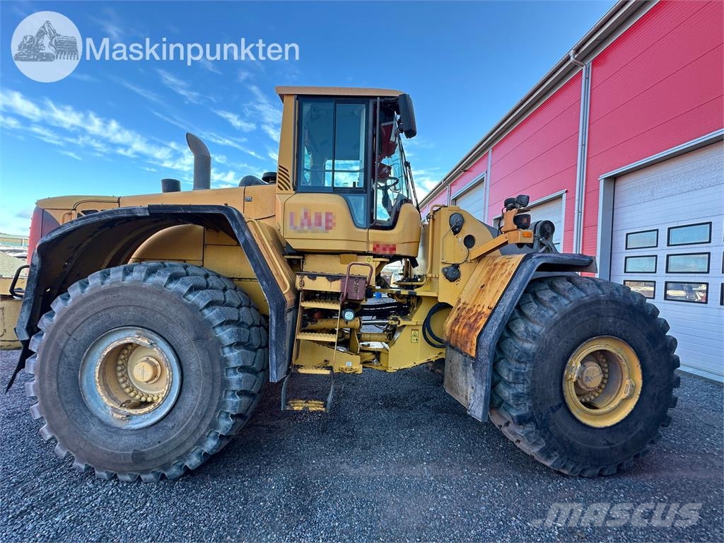 Volvo L220F Kolesni nakladalci