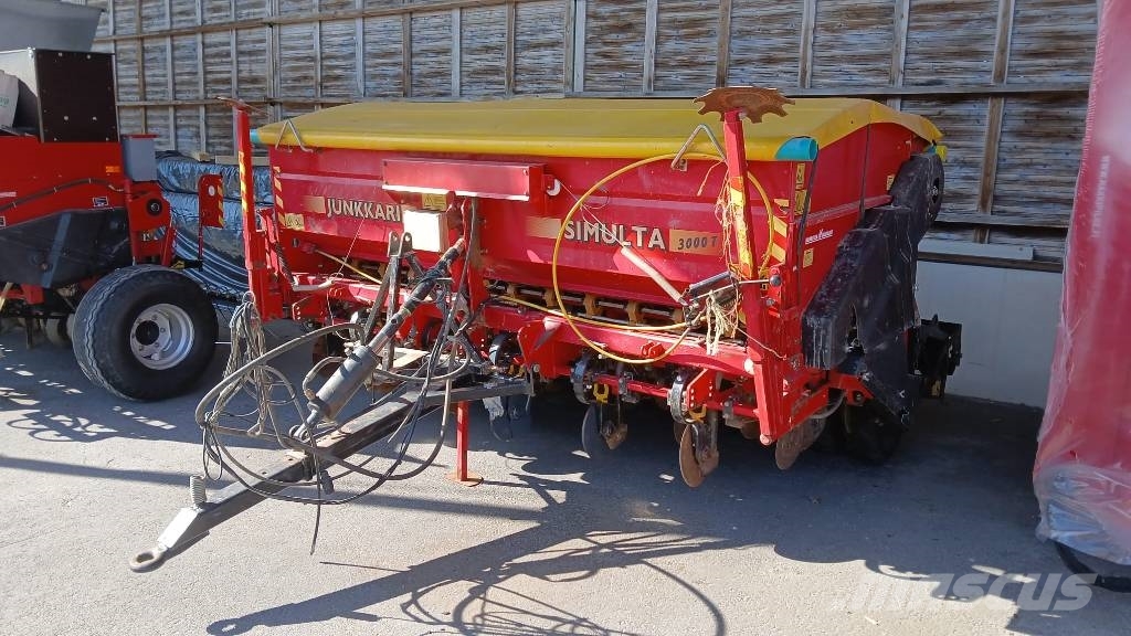 Junkkari 3000t hs+laitteella. مثاقيب مدمجة
