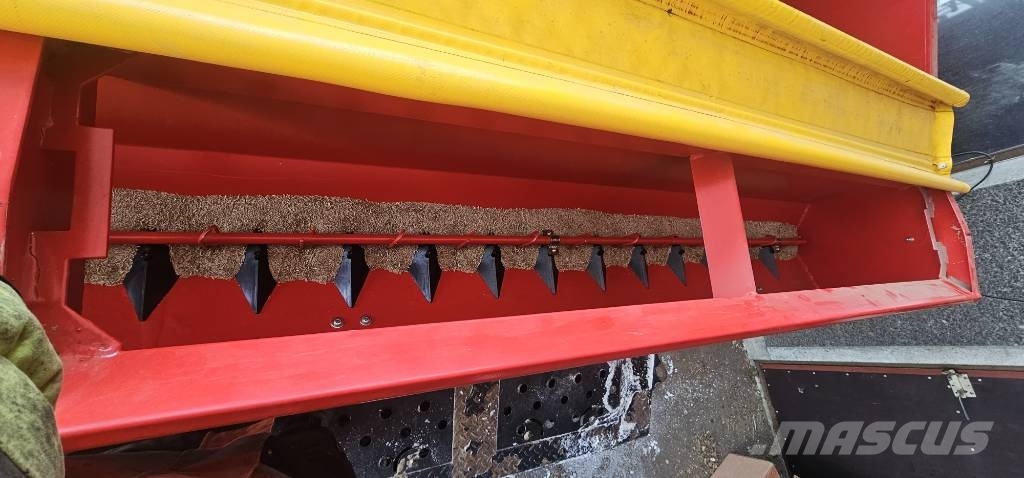 Junkkari 3000t hs+laitteella. مثاقيب مدمجة