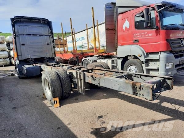 Scania R 114 LB 380 Camiones con chasís y cabina