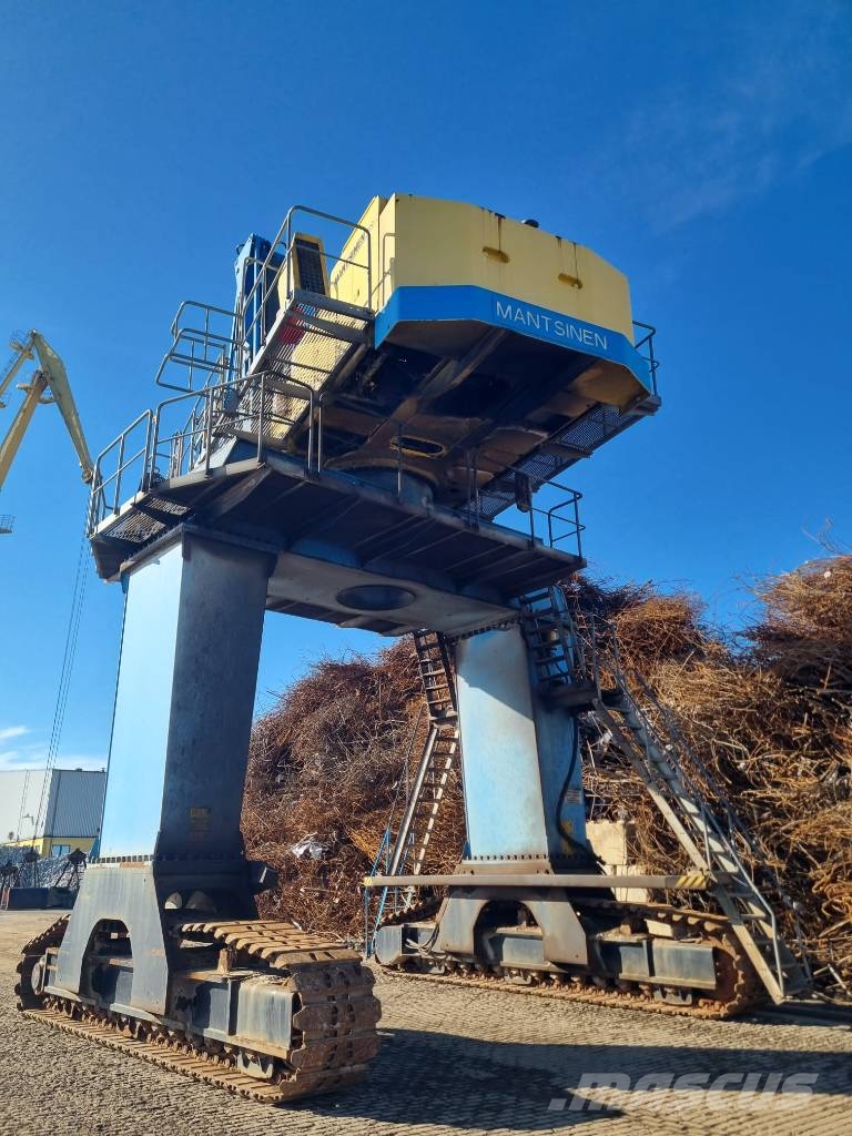 Mantsinen 100 RHC 폐기물/산업 처리기