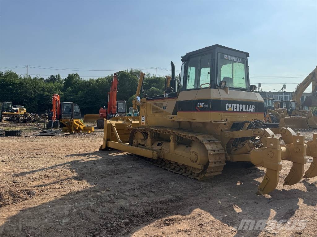 CAT D7G Buldožerji goseničarji