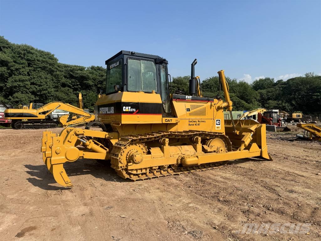 CAT D7G Buldožerji goseničarji