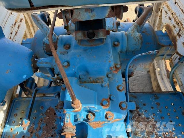 Ford 4000 Traktorid